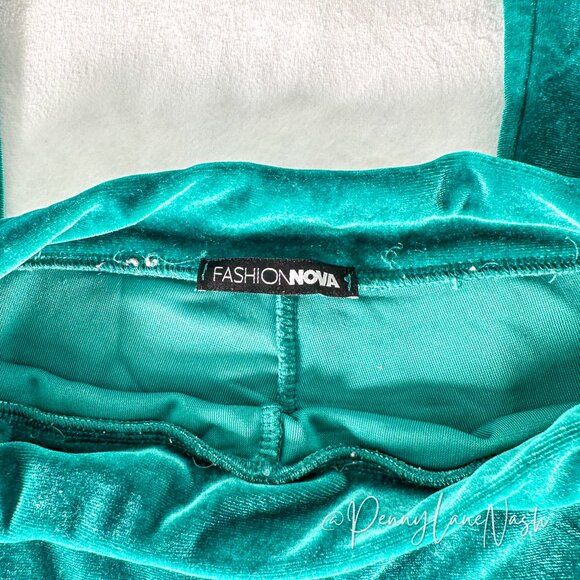 Fashion Nova Velvet Flare Pants Green - Picture 4 of 6